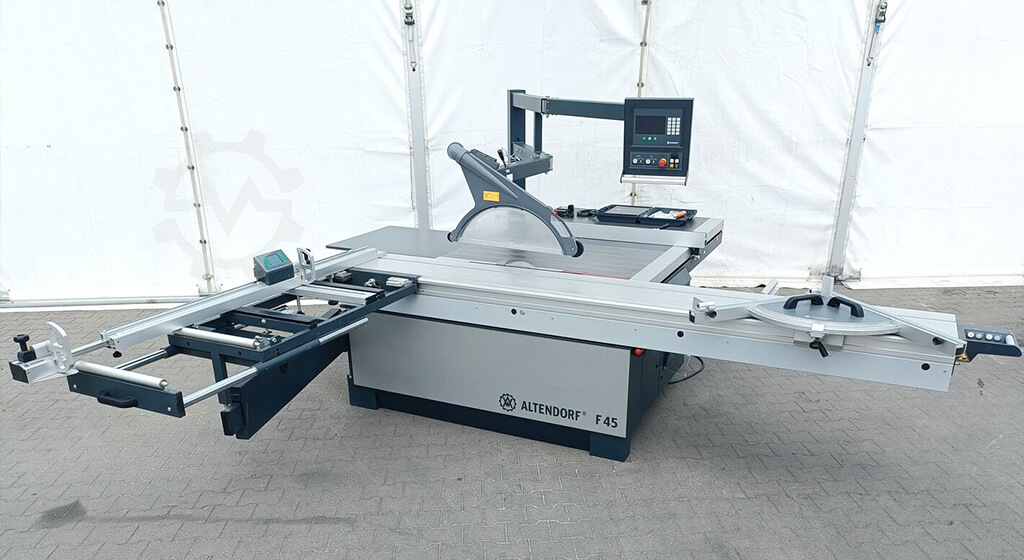 Sliding Table Saw Maintenance